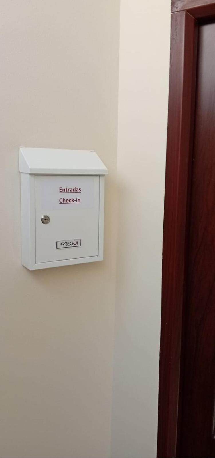 Apartamento La Fuente 27 Томарес Экстерьер фото